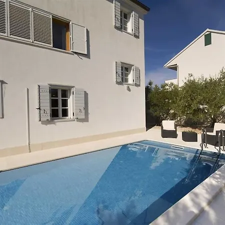 Villa Whispering Bay
