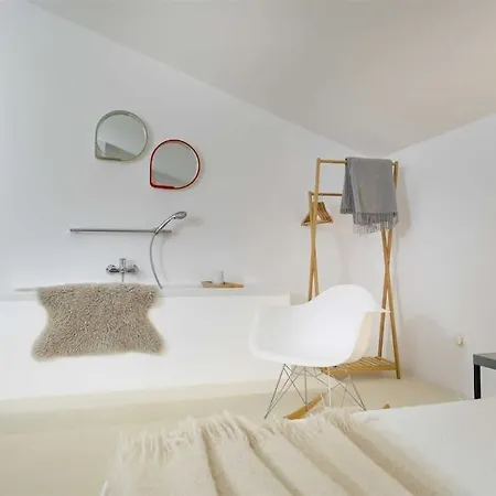 Whispering Bay Villa *
